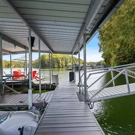 Water'S Edge-Lakefront Cabin W/Dock, Views, Etc.